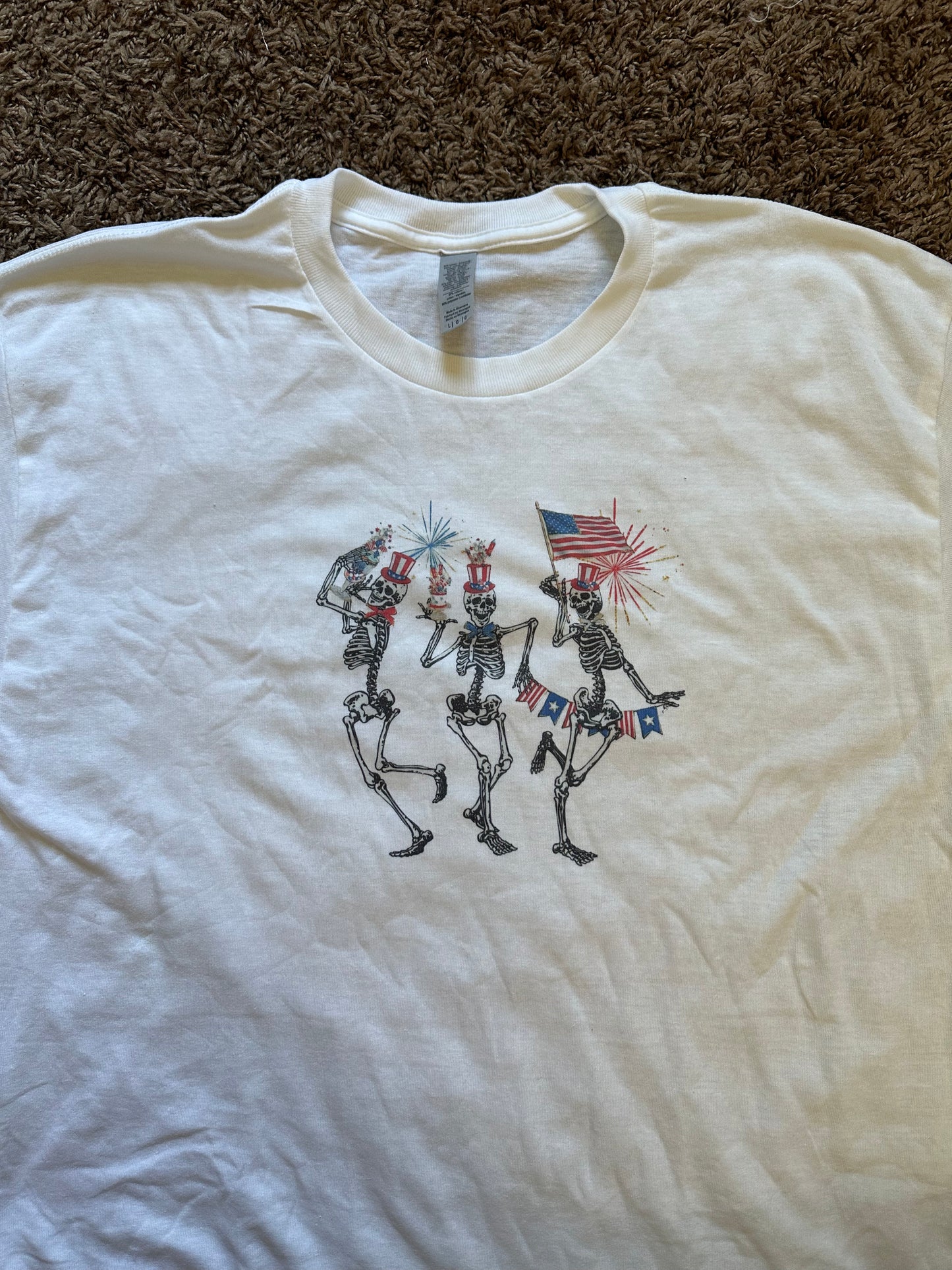 4th Skeletons Tee - L - Flawed