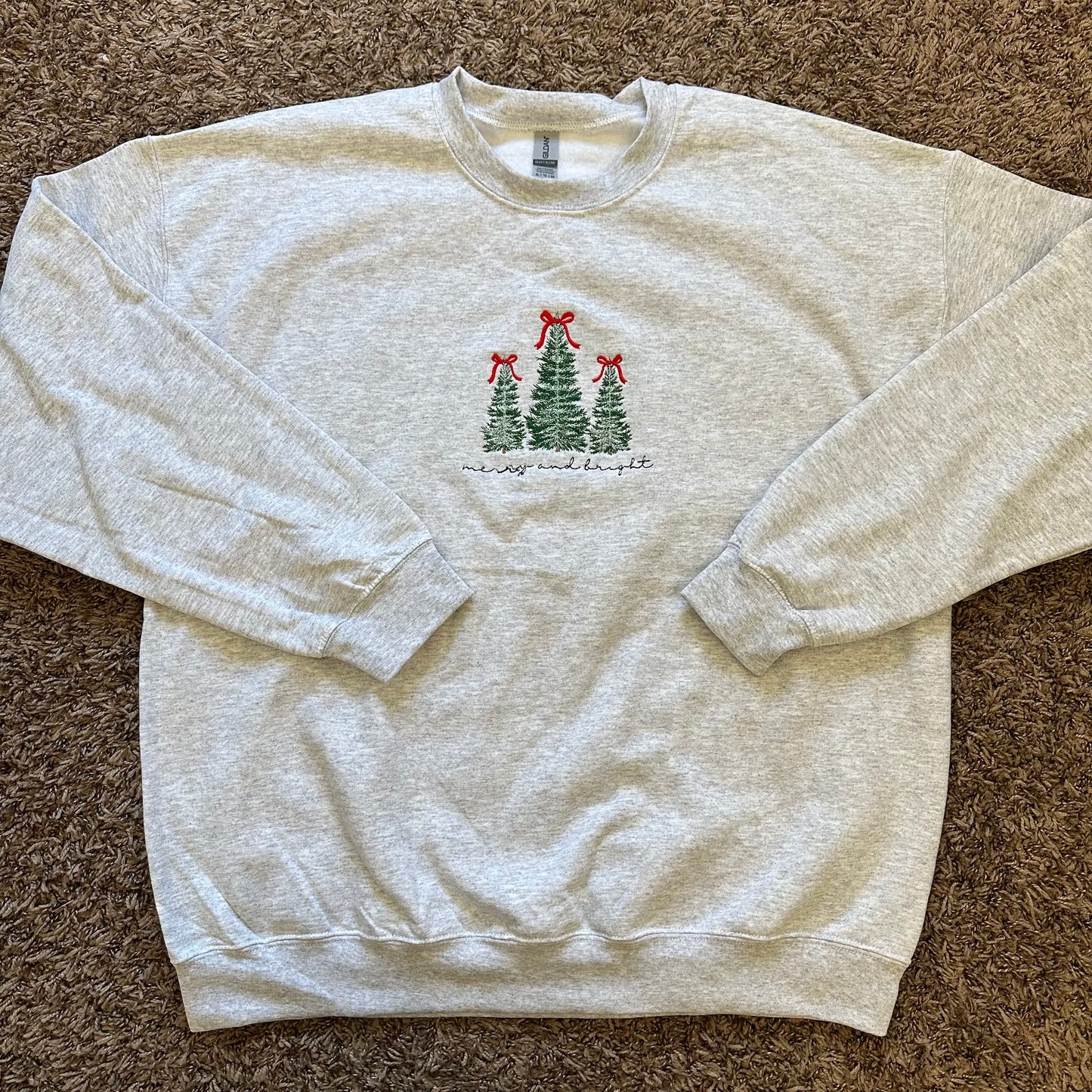 Merry & Bright Sweatshirt - XL - Flawed