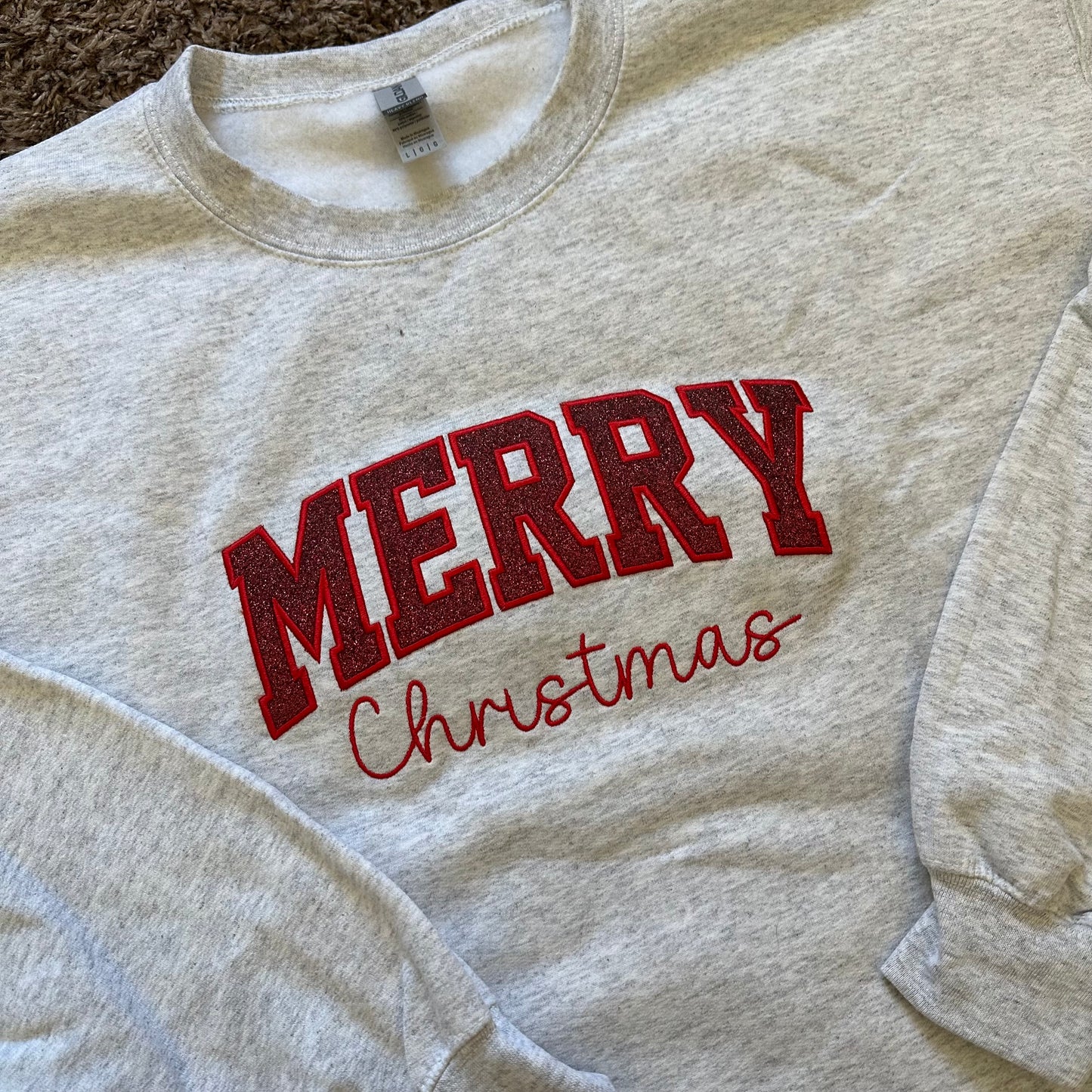 Merry Christmas Sweatshirt - L - No Flaws