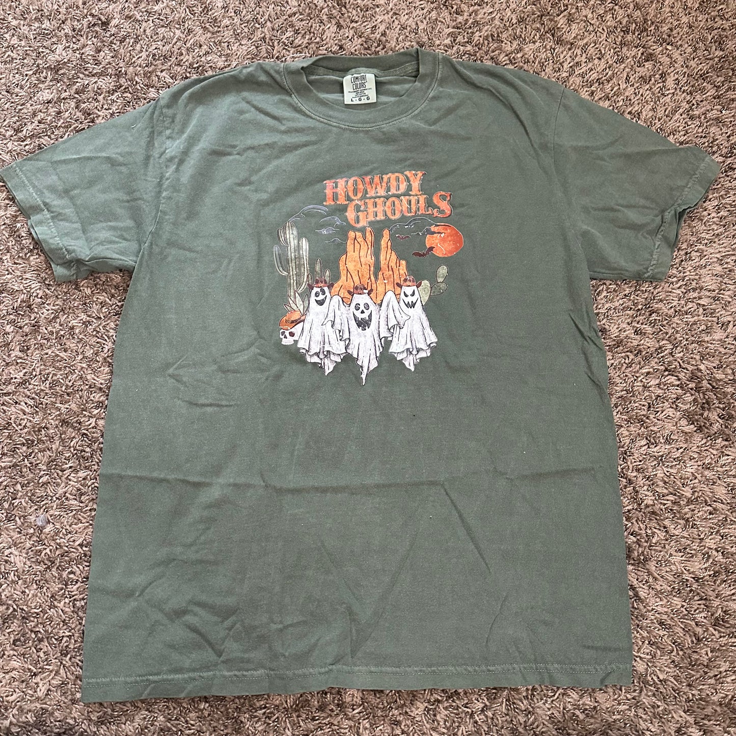 Howdy Ghouls Tee - L - No flaws