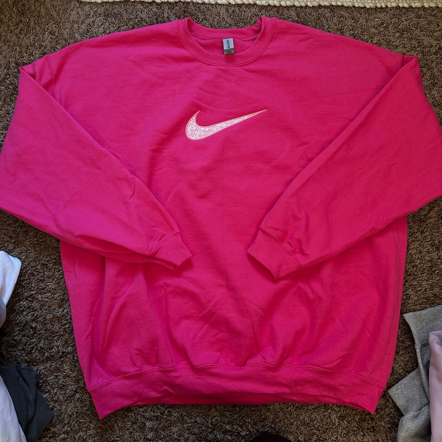 Designer Swoosh Sweatshirt - Size 3XL - No Flaws